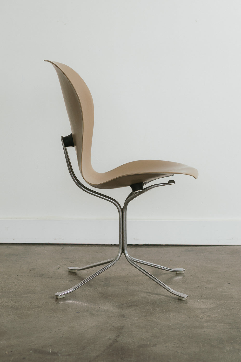 Ion Chair