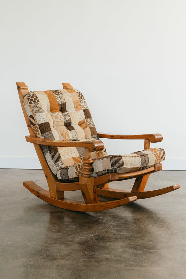 Collden Pine Rocker
