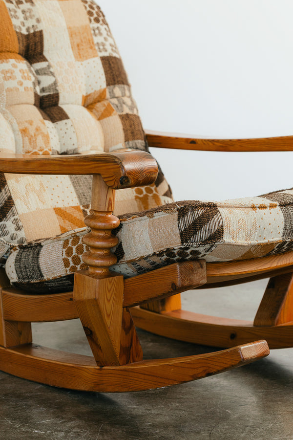 Collden Pine Rocker