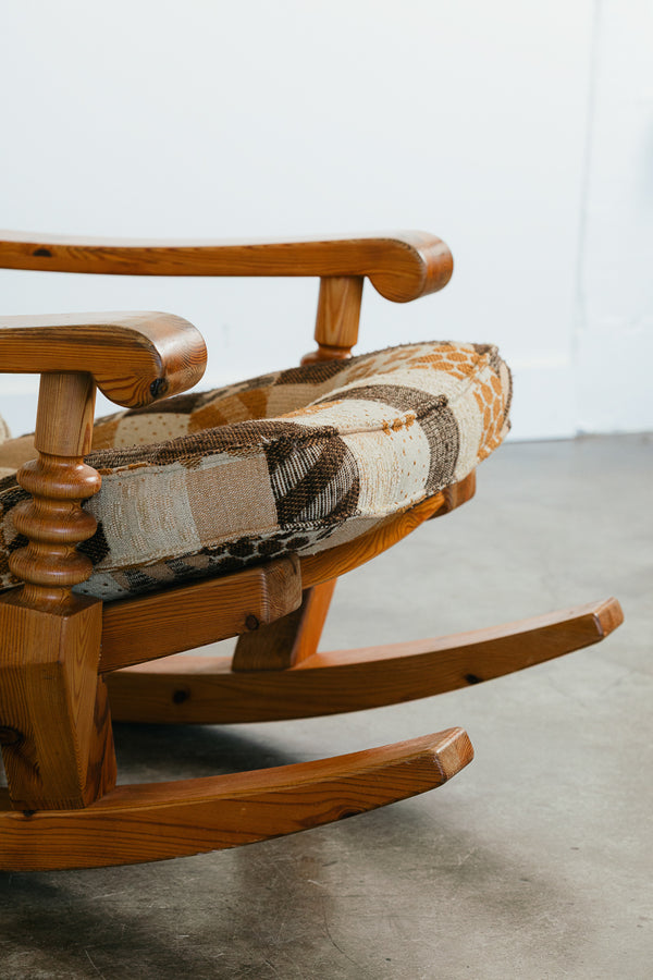 Collden Pine Rocker
