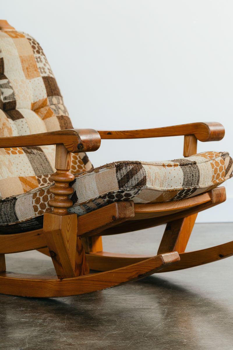 Collden Pine Rocker