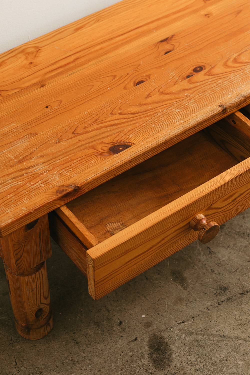 Sven Larsson Hall Bench